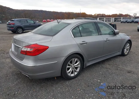 2013 Hyundai Genesis 3.8 from USA, damaged, VIN KMHGC4DD9DU220452